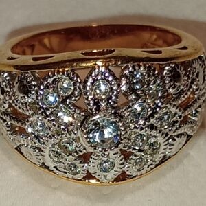 Avon Gold and Silver Intricate Women's Ring